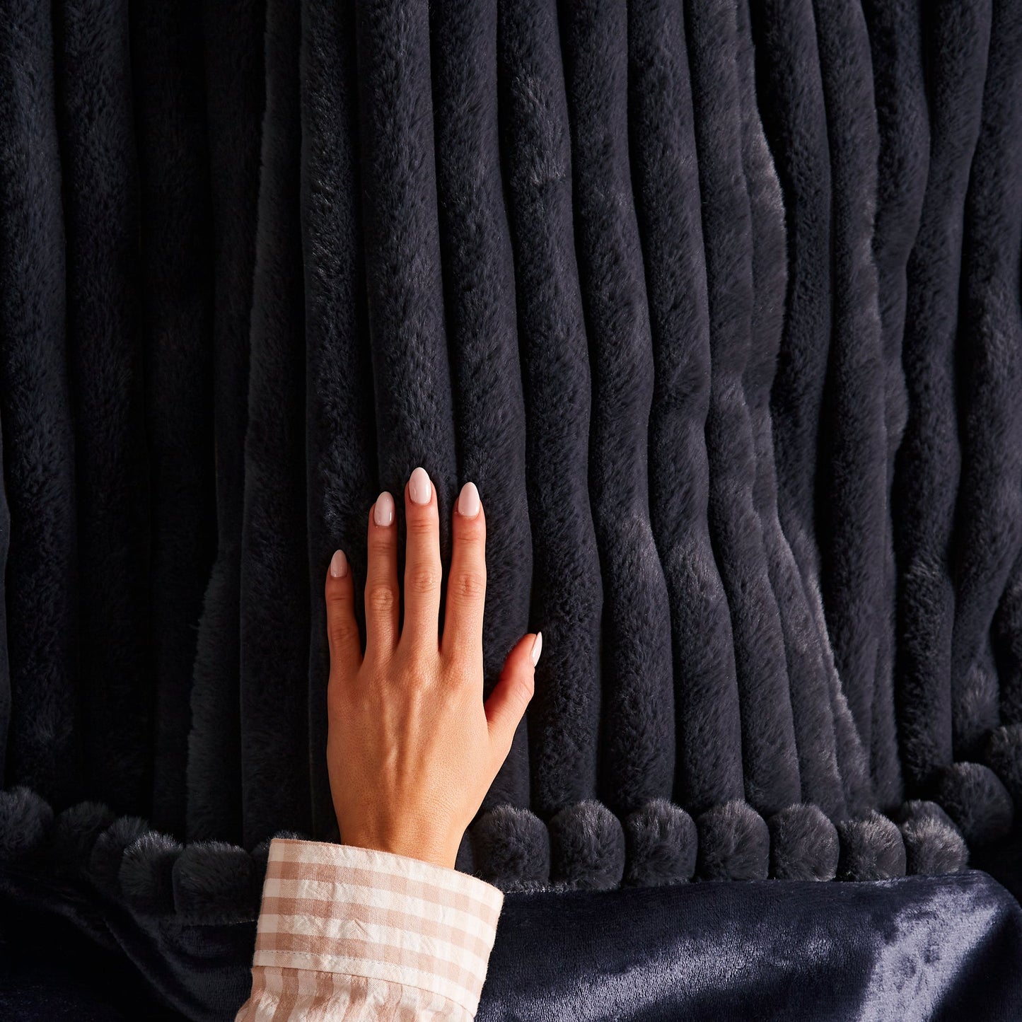 EverCosy Large Luxury Striped Fleece Electric Heated Throw - Navy