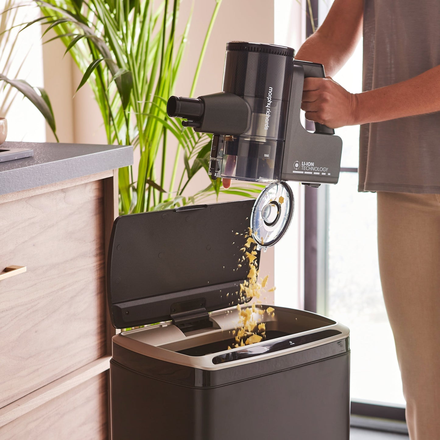 MRXSTICK450 UltraGlide Cordless Stick Vacuum