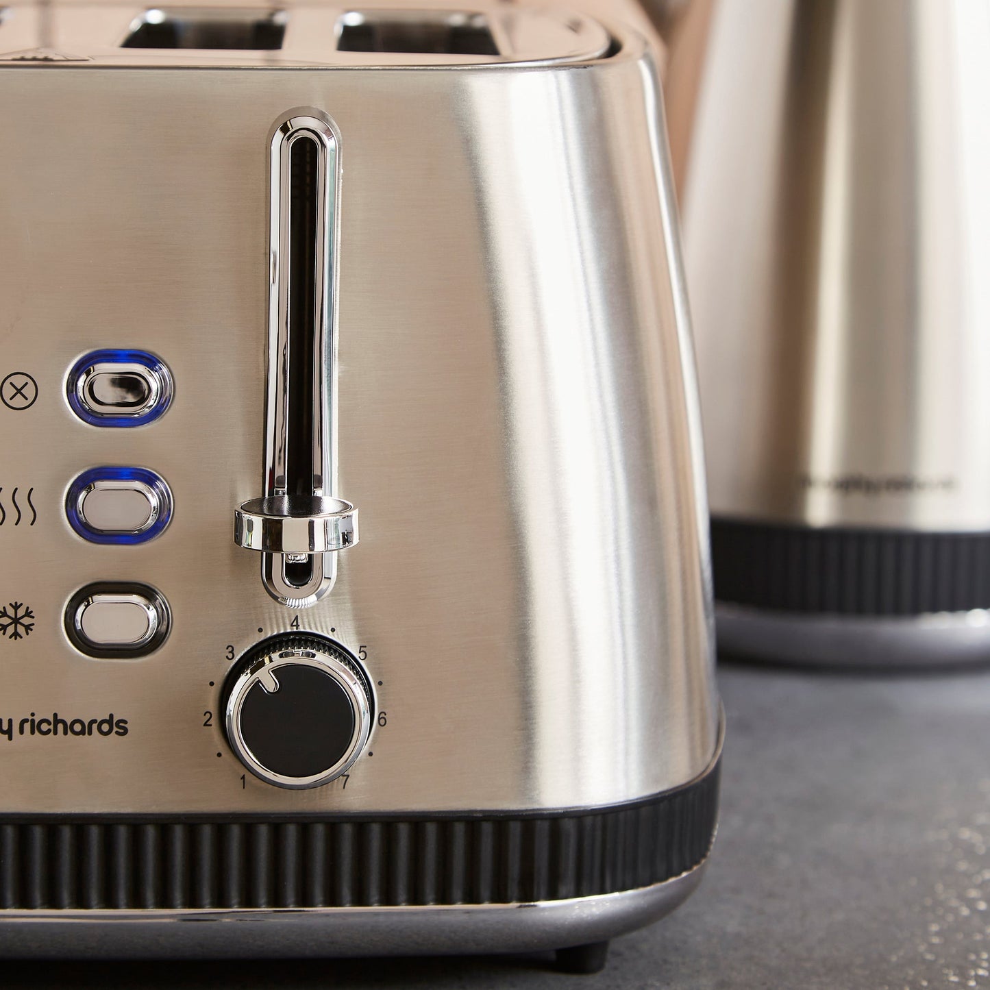 Mexborough 4 Slice Toaster - Black