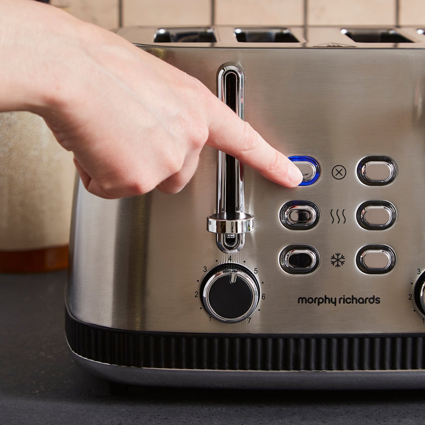Mexborough 4 Slice Toaster - Black