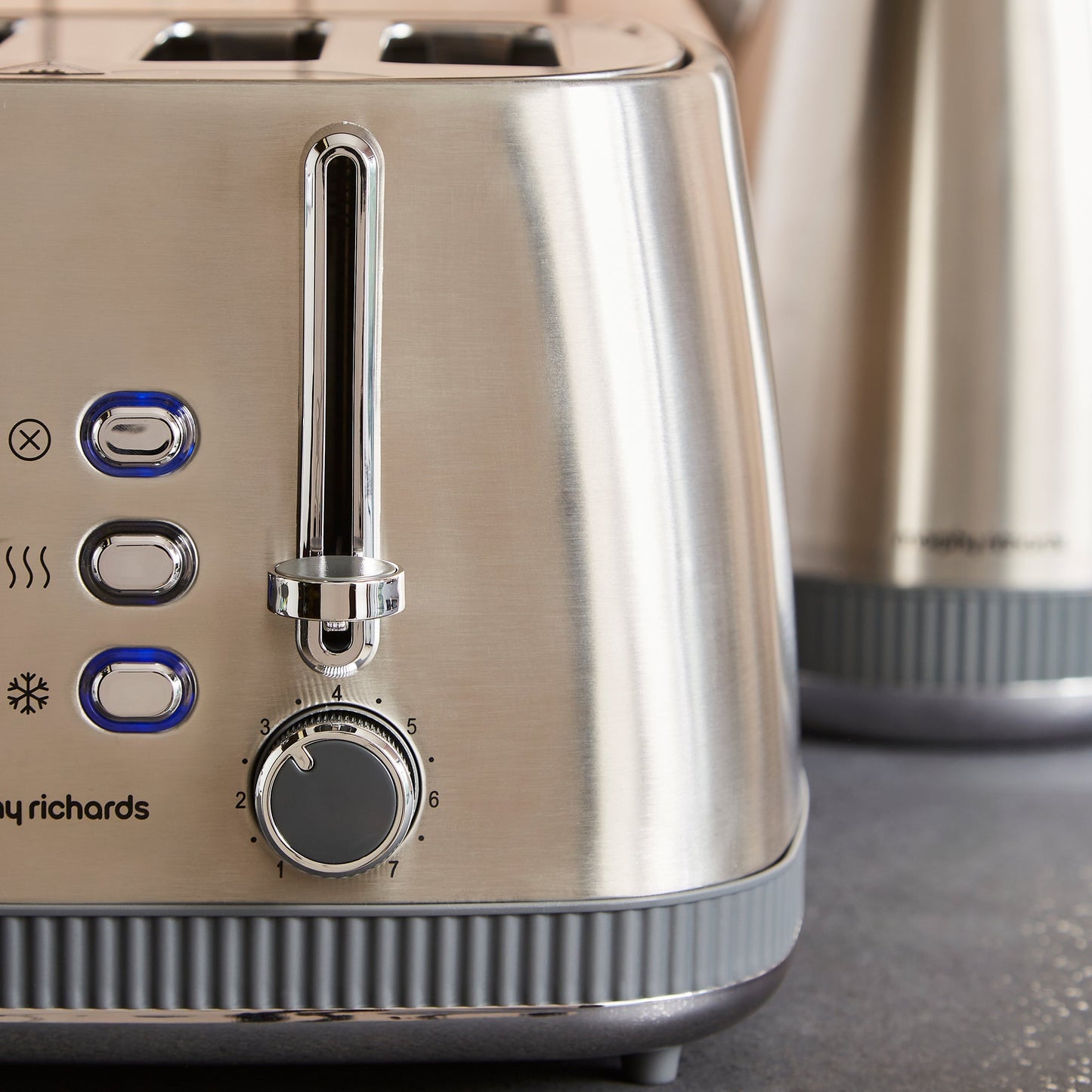 Mexborough 4 Slice Toaster - Grey