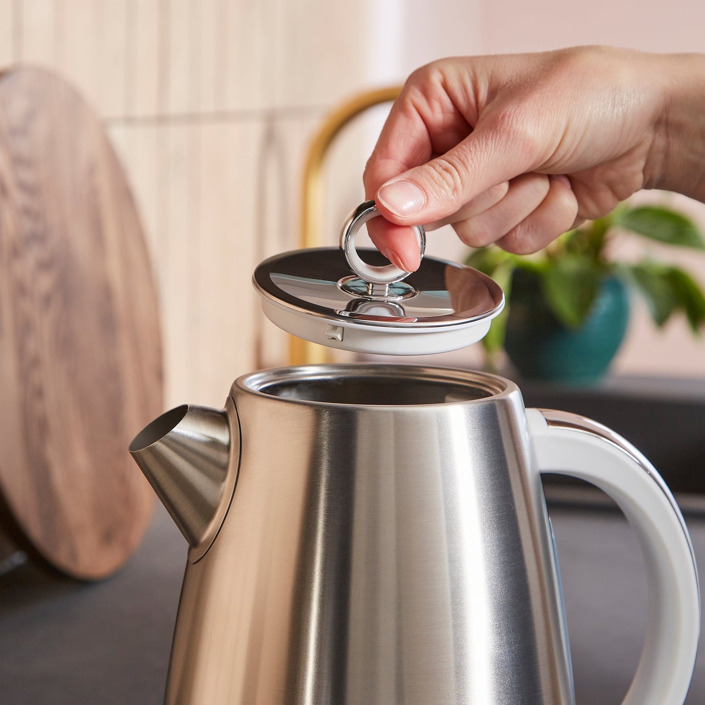 Mexborough White Kettle & Toaster Set